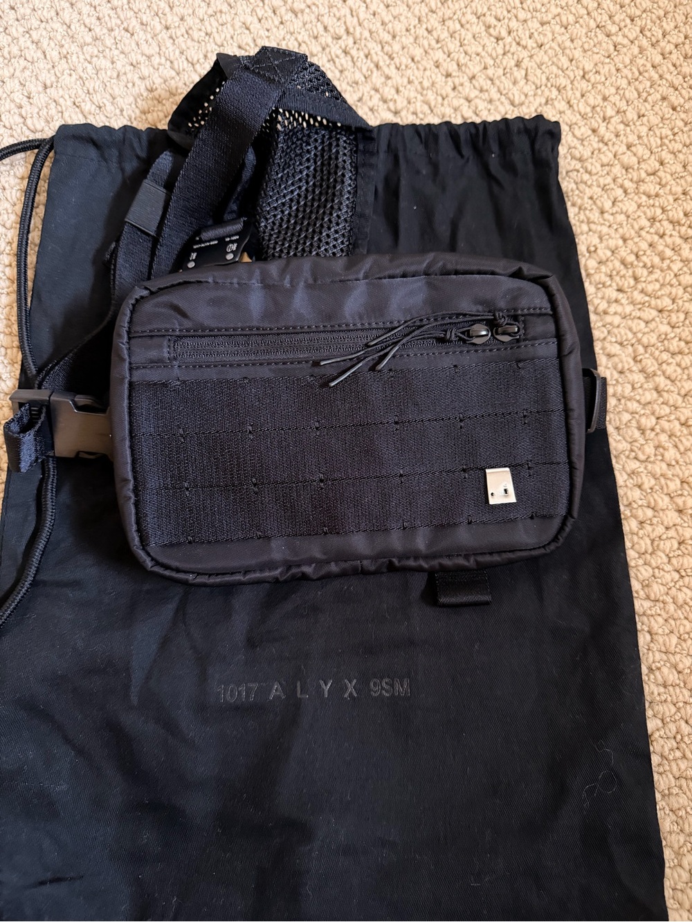 1017 ALYX 9SM Mini Chest Rig